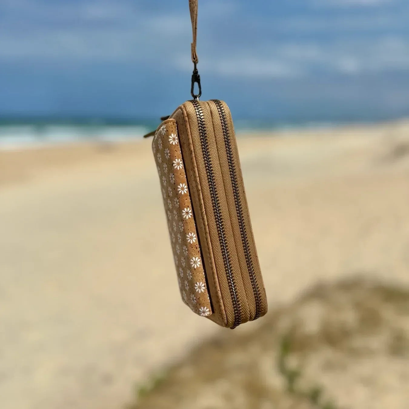 Annie Convertible Cork Purse & Crossbody Bag - Eco-Friendly Wallet - The Cork Shop
