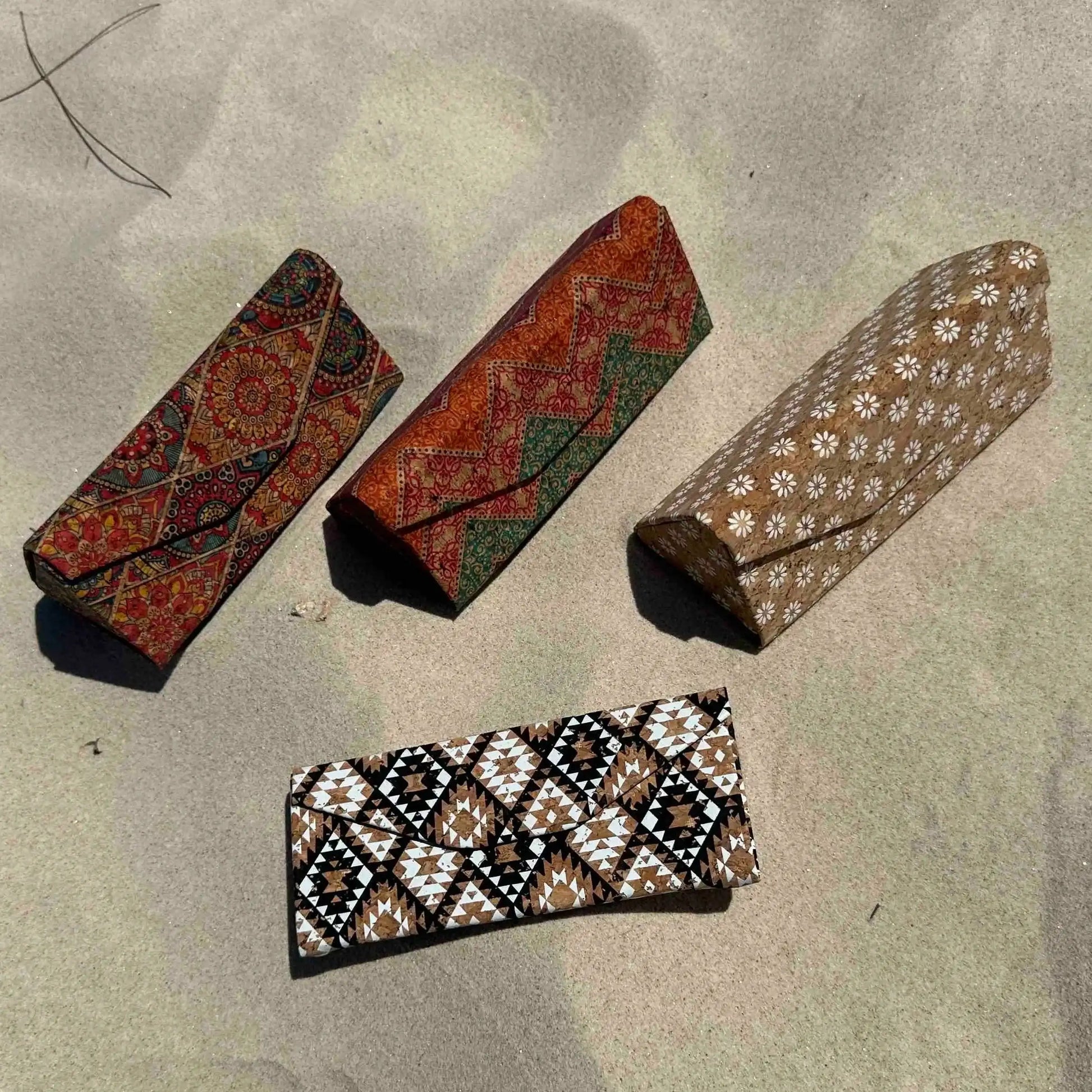 NEW patterns~Collapsible Cork Glasses Case