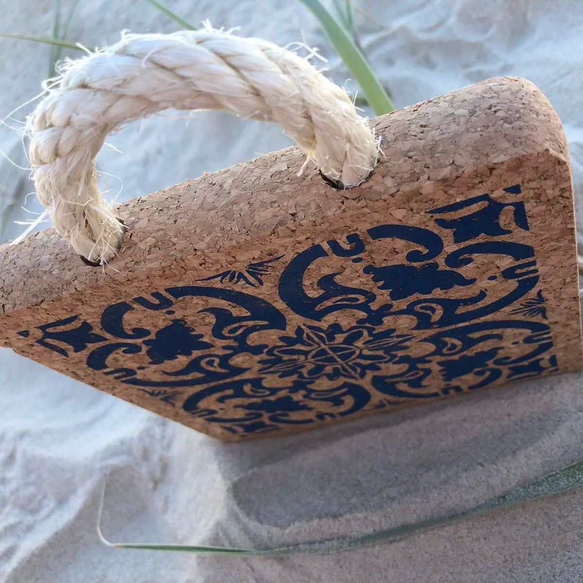 Best Sellers~Patterned Trivet with Rope