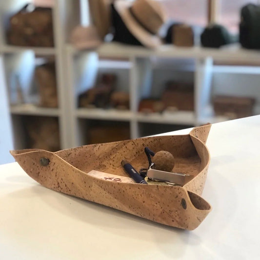 Folding Cork Triangle Organiser