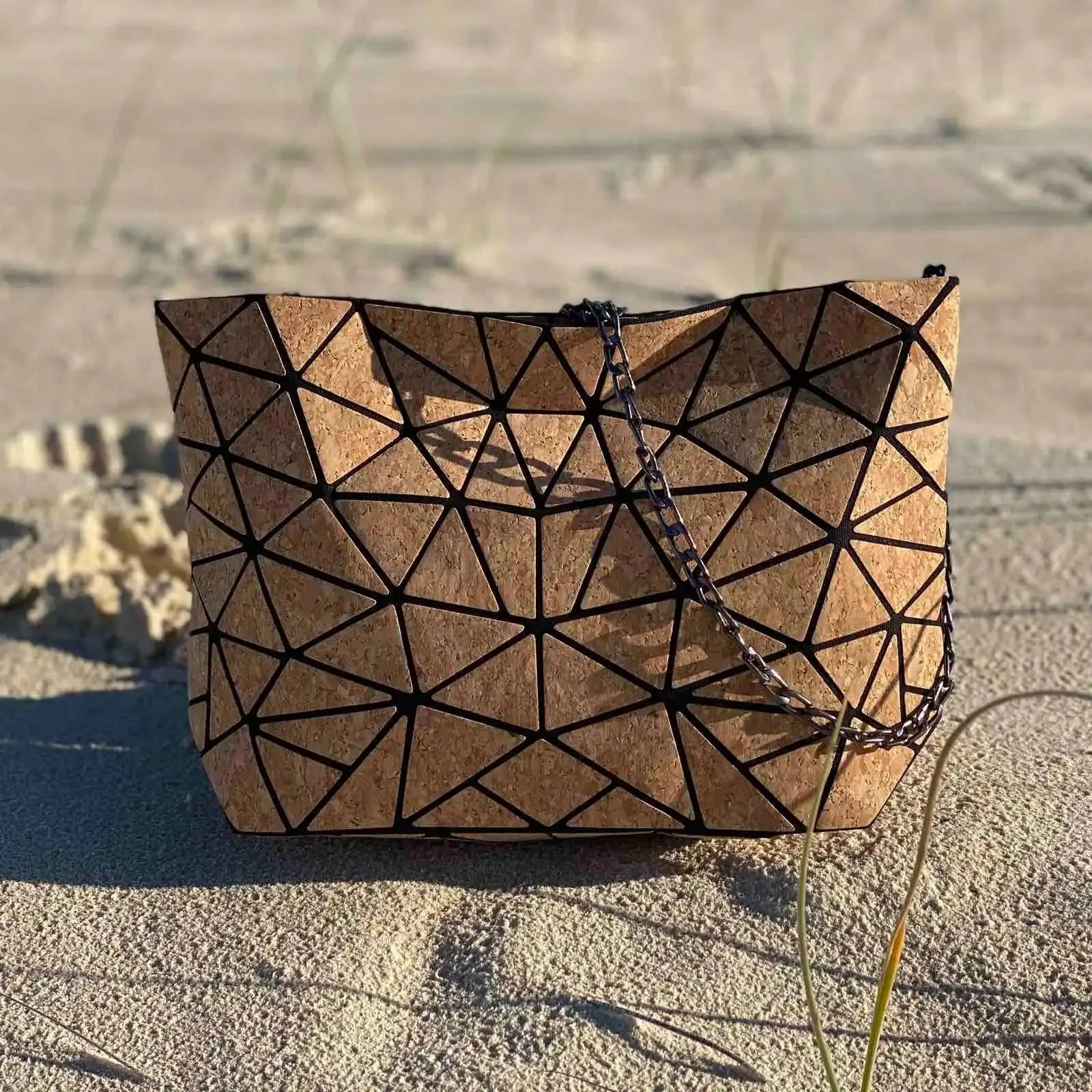 Geo Chain Cork Bag