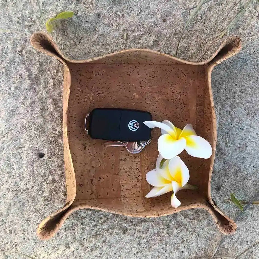 NEW~Folding Square Cork Organiser