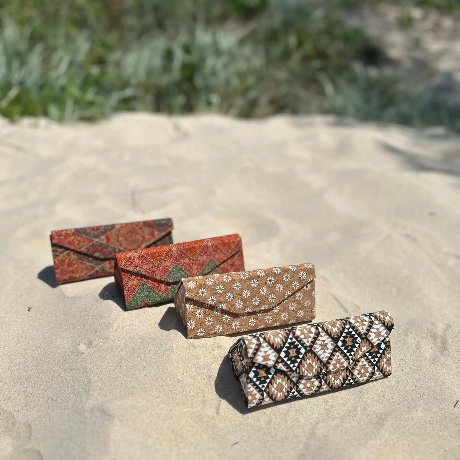 NEW patterns~Collapsible Cork Glasses Case