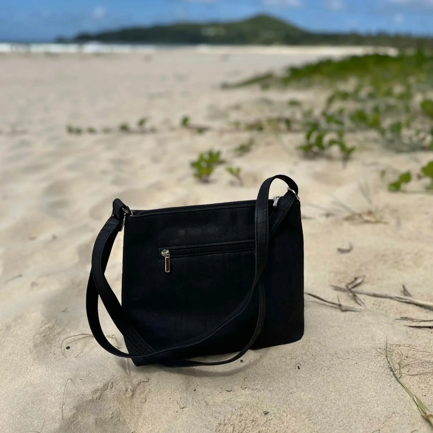 New~Stunning Minna Cork Bag