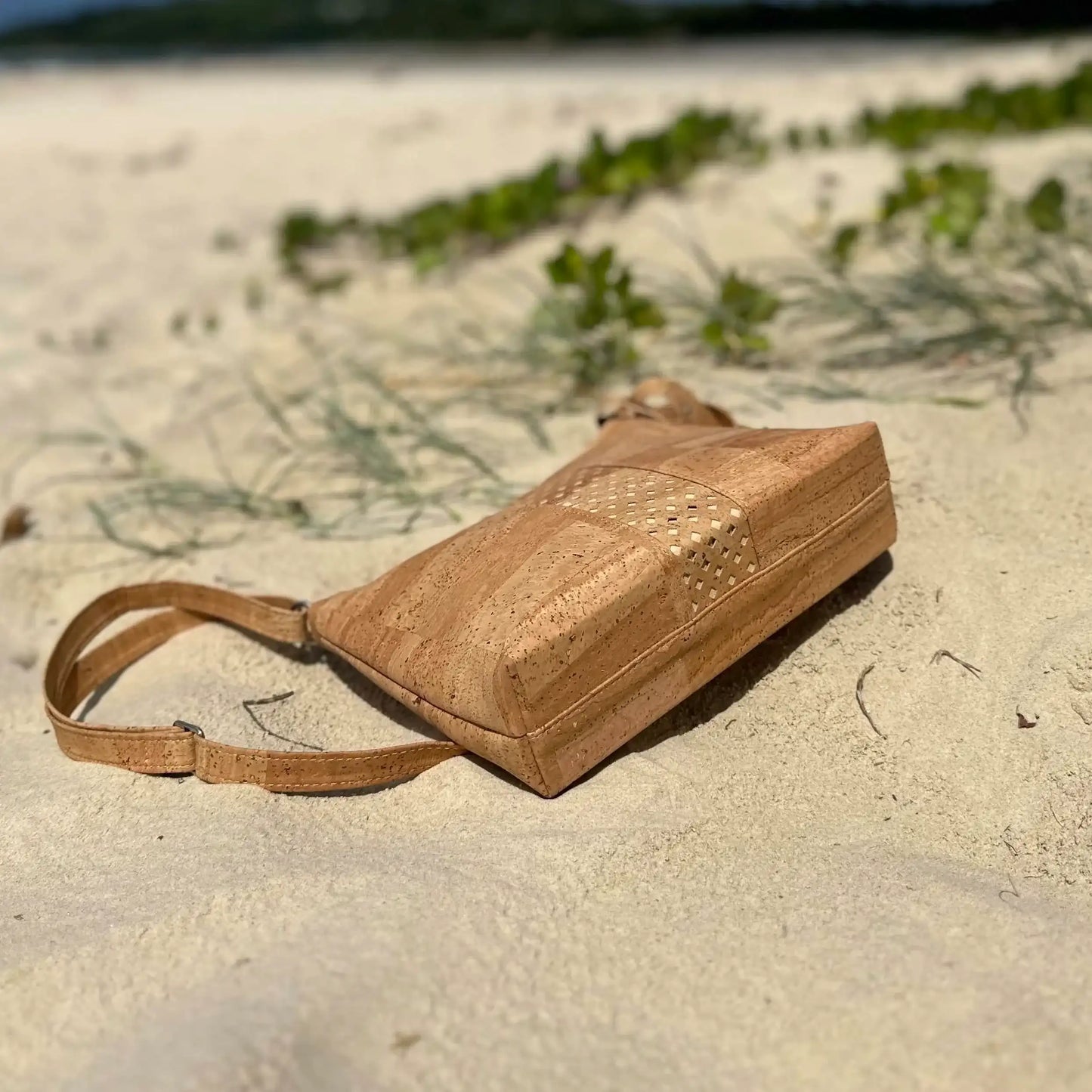 New~Stunning Minna Cork Bag