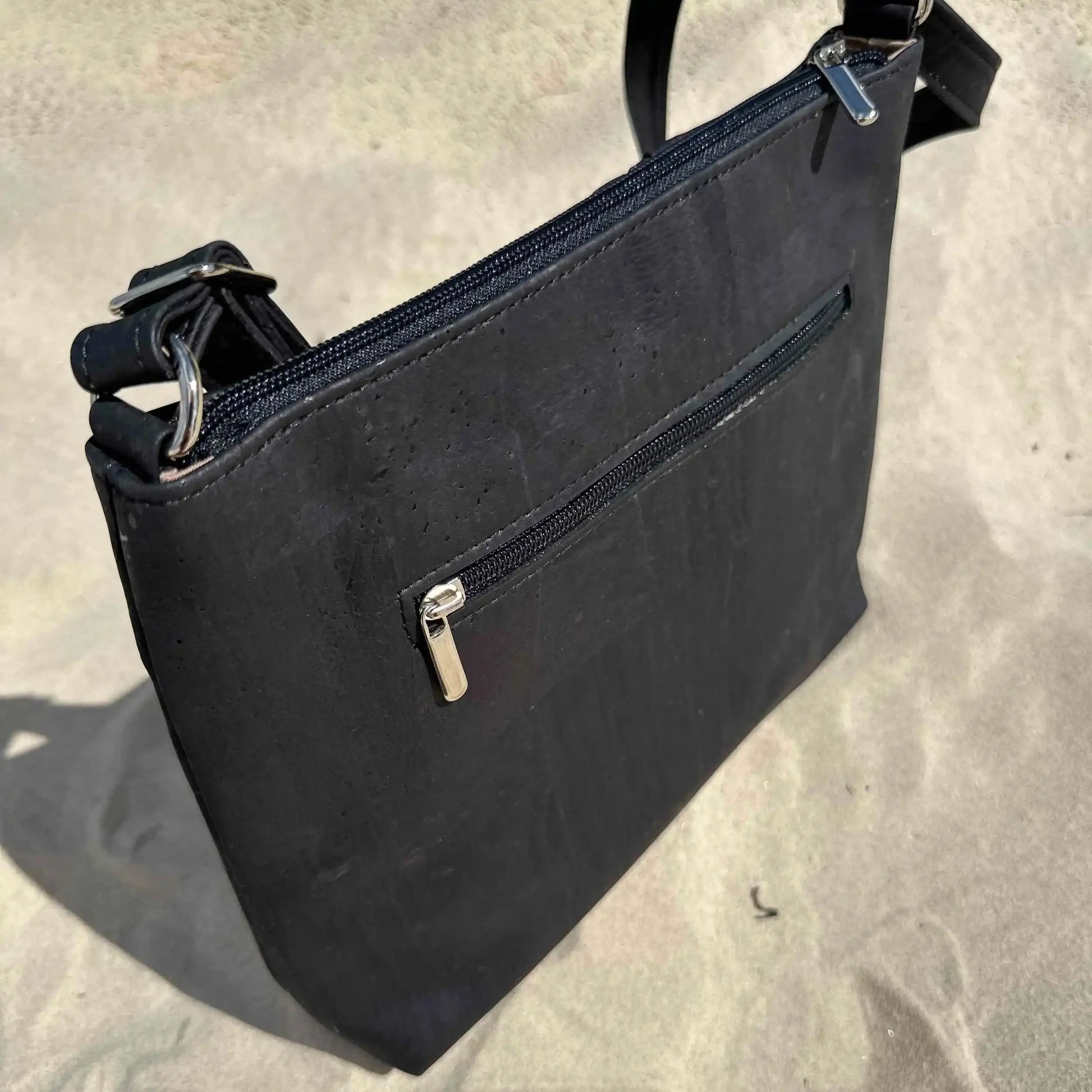 New~Stunning Minna Cork Bag