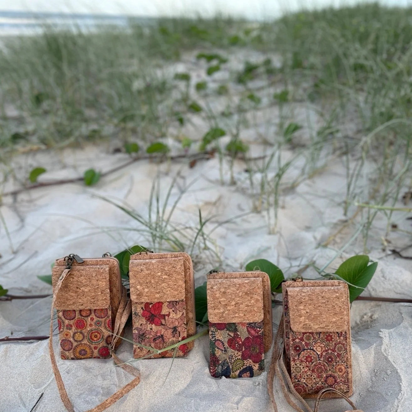 Cork Phone Bag - Kelly