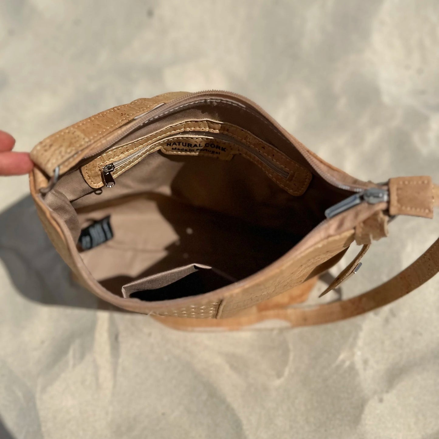 New~Stunning Minna Cork Bag