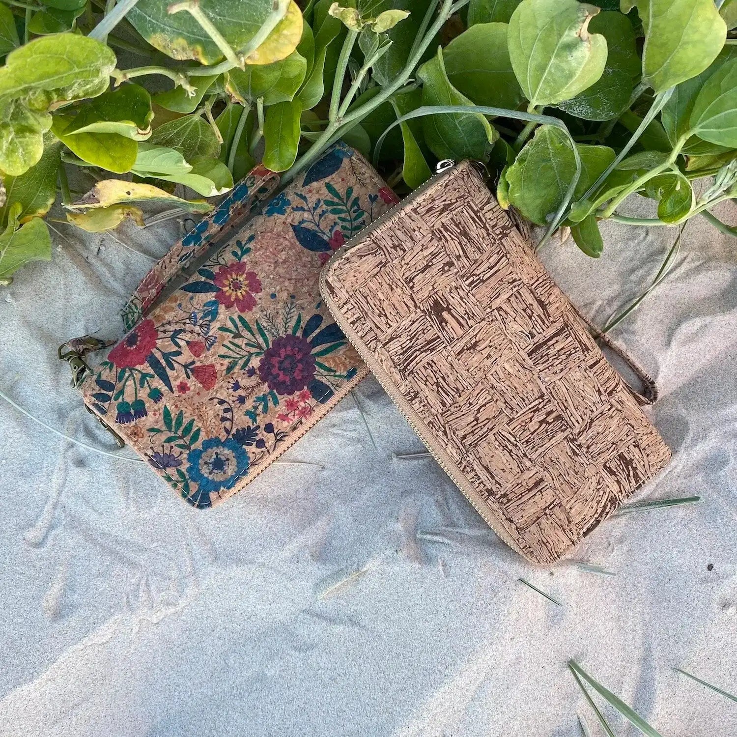 Cork Zip Wallet with Hand Strap - Kylie