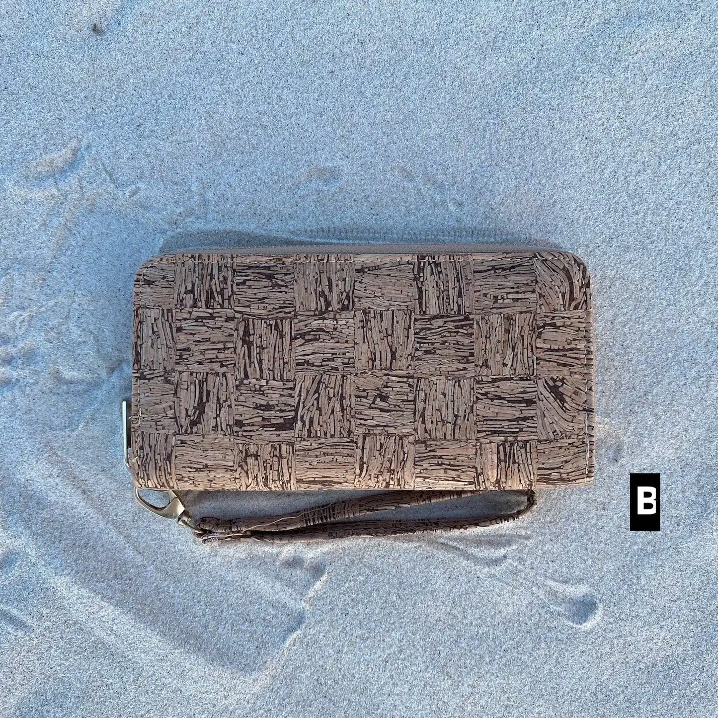 Cork Zip Wallet with Hand Strap - Kylie