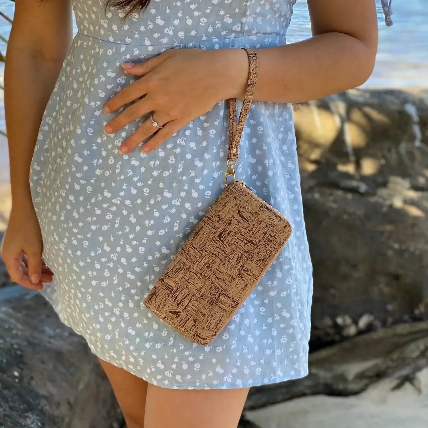 Cork Zip Wallet with Hand Strap - Kylie